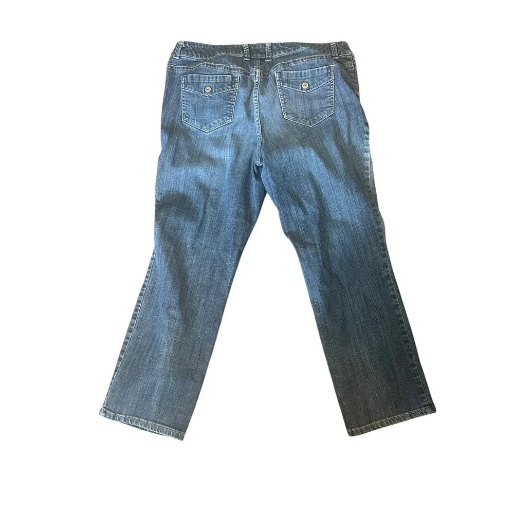 Chico's Platinum Denim Boot Cut Jeans Size 2 (16) Medium Wash Stretch - Picture 5 of 5